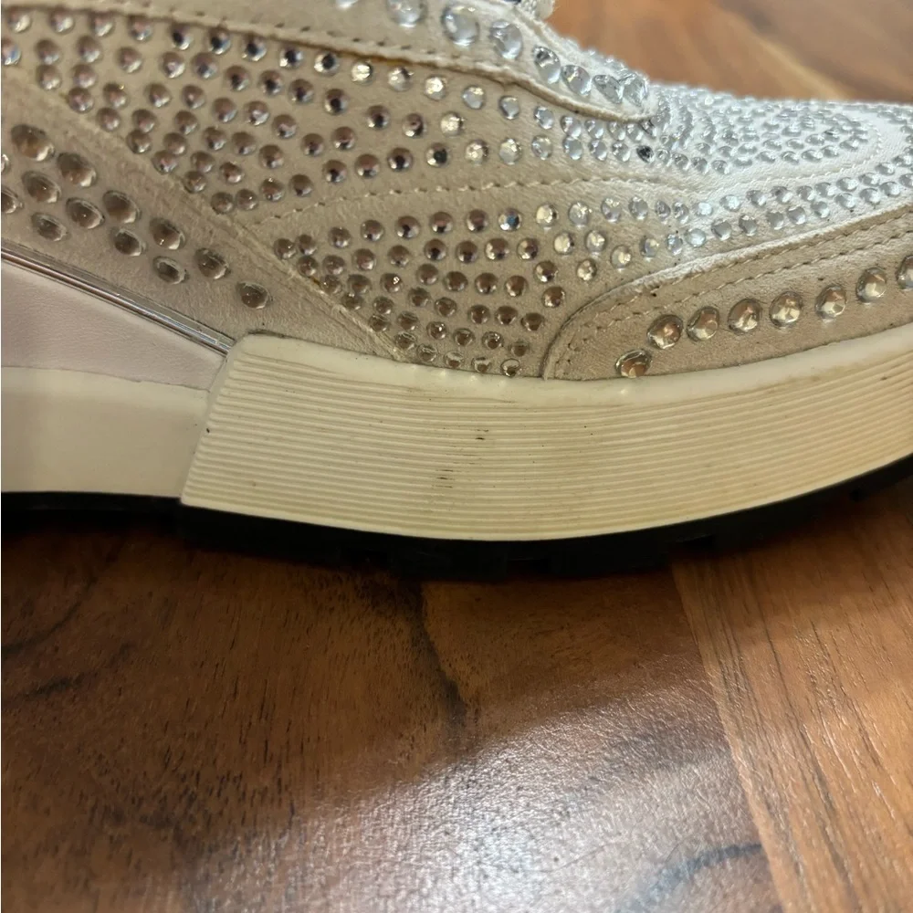 Wishbone Abby Crystal Platform Sneakers - Picture 15 of 15